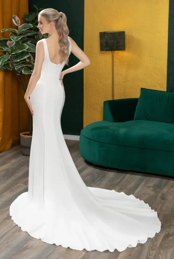 Evelyn Dita 2
