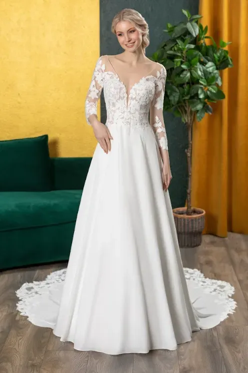 Evelyn Dakota 1